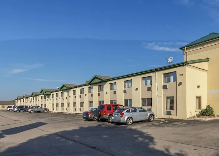 Bell Hotel Moline